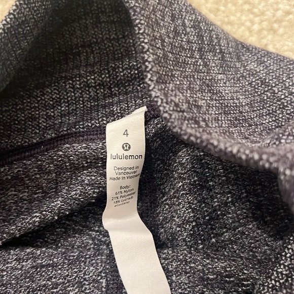 Lululemon leggings - Picture 3 of 5